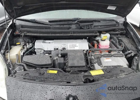 2010 Toyota Prius Iii z USA, uszkodzony, nr VIN JTDKN3DU3A0074264